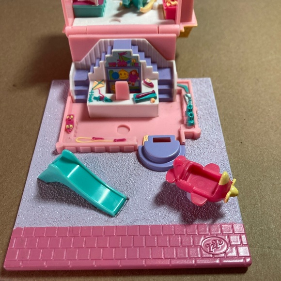Vintage 1993 | Polly Pocket Toy Shop - Pollyville - Picture 3 of 14